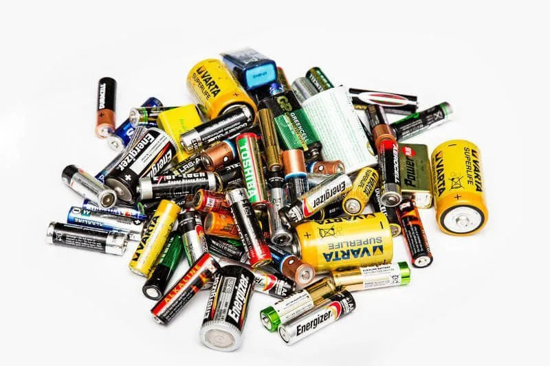 How to Properly Dispose of Waste Batteries: What You Need to Know The 1th one